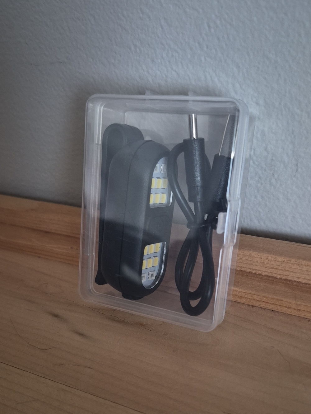 💙 Safety LED Clip Light - Rechargeable